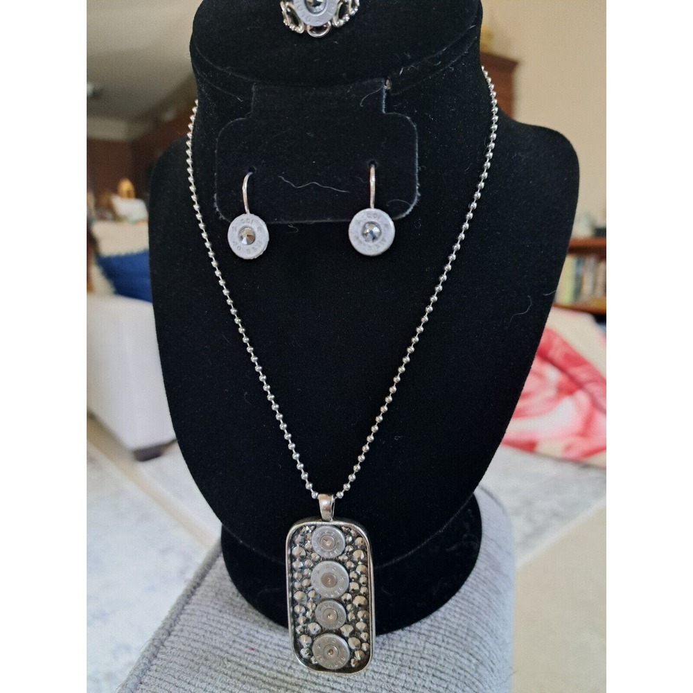 Hunter Hardware Jewelry Set Pendant And Ball Chain, Ring, Earrings
